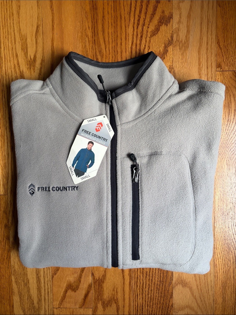 NEW Free Country Men’s Light Gray Zip-Up Fleece Jacket. Size: Small